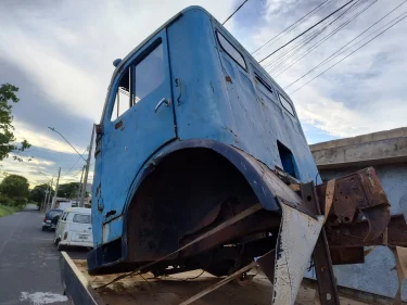 D_NQ_NP_2X_668824-MLB81907774513_012025-F-projeto-caminho-mercedes-benz-lp-321-cabine-e-documento