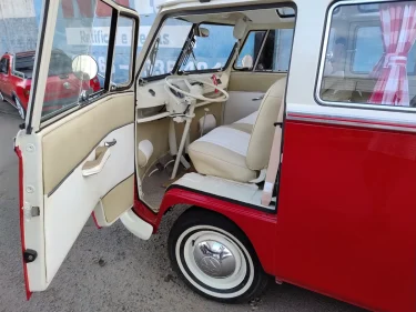 D_NQ_NP_2X_761085-MLB82349115841_022025-F-vw-samba-bus-kombi-safari-modelo-por-encomenda-exportaco
