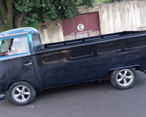 D_NQ_NP_2X_892315-MLB51795547530_102022-F-vw-kombi-pick-up-antiga-ano-71-rodando-freio-disco-exportac