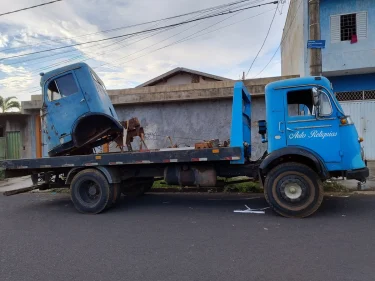 D_NQ_NP_2X_978257-MLB81636037722_012025-F-projeto-caminho-mercedes-benz-lp-321-cabine-e-documento